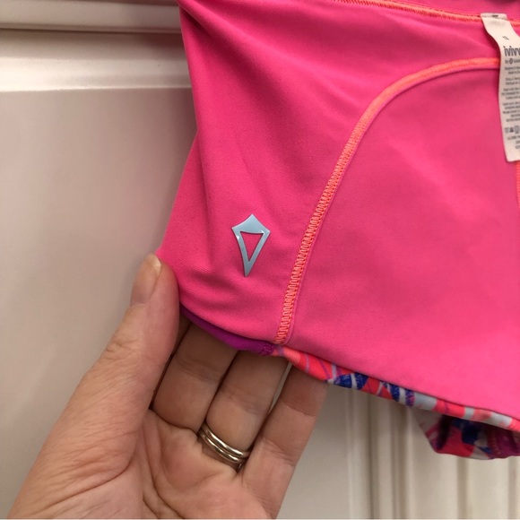 Ivivva by Lululemon reversible girl’s swim bottom - Picture 9 of 11